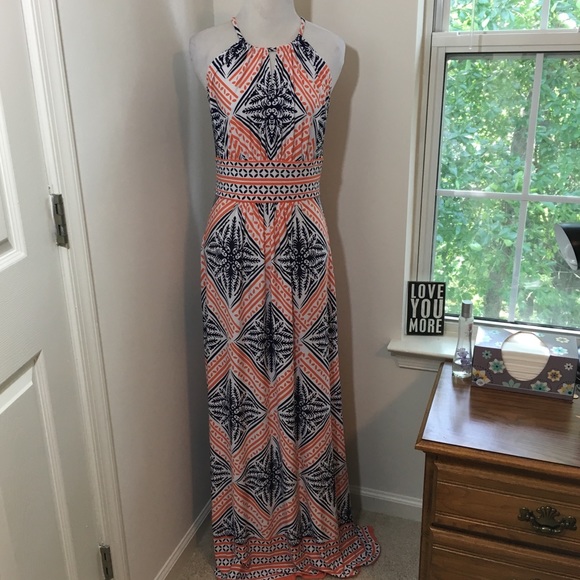 London Times Dresses & Skirts - London Times Sleeveless Printed Maxi Dress